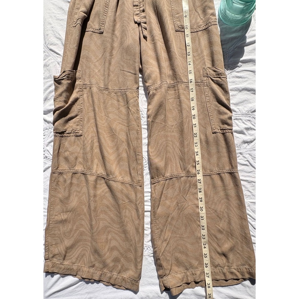 Urban Outfitters Marble Print Tan Wide Leg Cargo Pants Medium OB1623834 - Picture 5 of 11